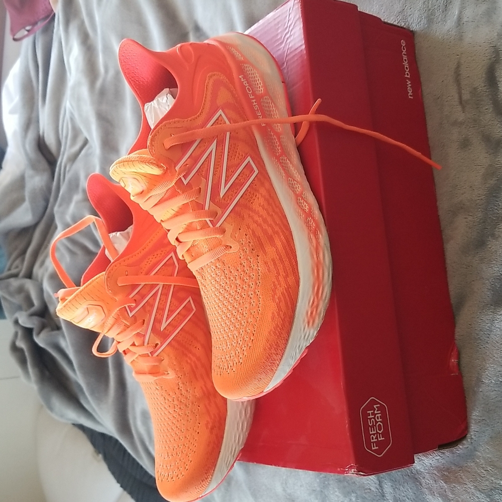 Women's New Balance shoes